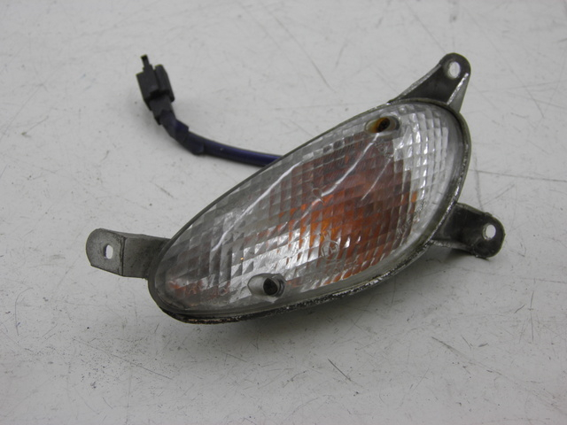 photo de CLIGNOTANT AVANT GAUCHE KYMCO SPACER 50 (1998 - 2009)