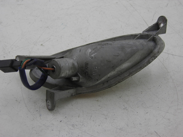photo de CLIGNOTANT AVANT GAUCHE KYMCO SPACER 50 (1998 - 2009)