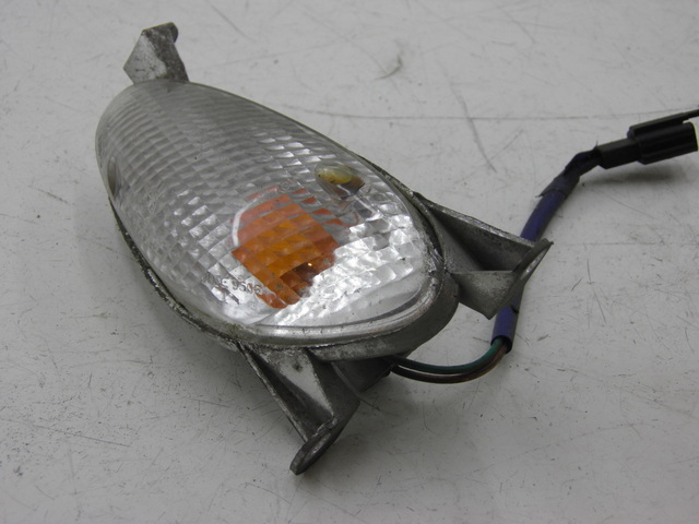 photo de CLIGNOTANT AVANT GAUCHE KYMCO SPACER 50 (1998 - 2009)