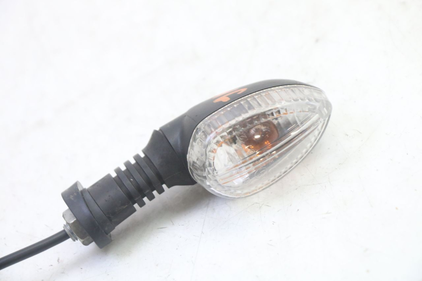 photo de CLIGNOTANT AVANT GAUCHE PIAGGIO MP3 RL 250 (2007 - 2010)