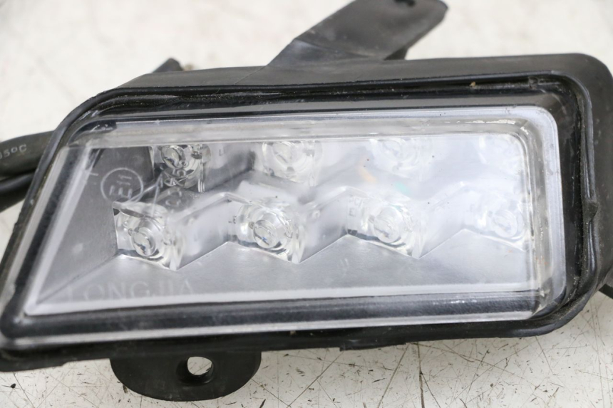 photo de CLIGNOTANT AVANT GAUCHE NECO GPX LC 2T 50 (2014 - 2018)