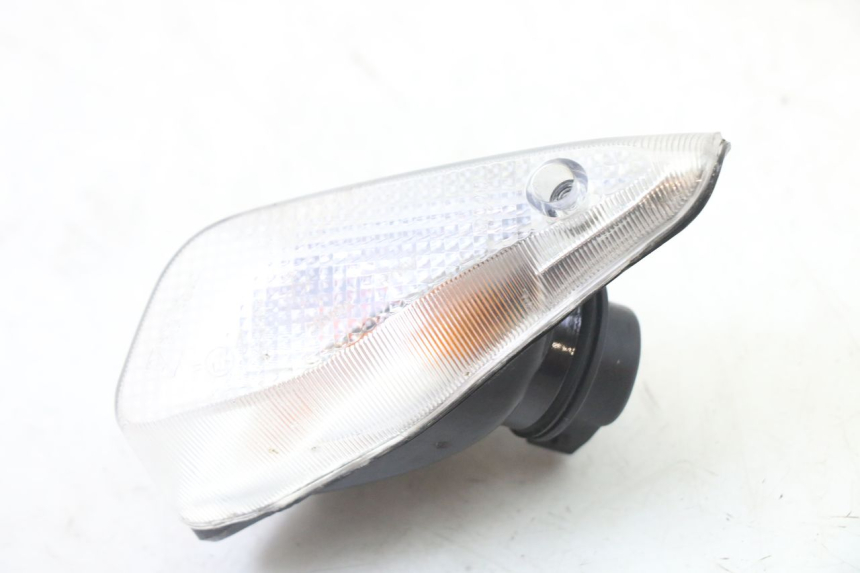 photo de CLIGNOTANT AVANT GAUCHE PIAGGIO NRG POWER PUREJET 50 (2018 - 2021)