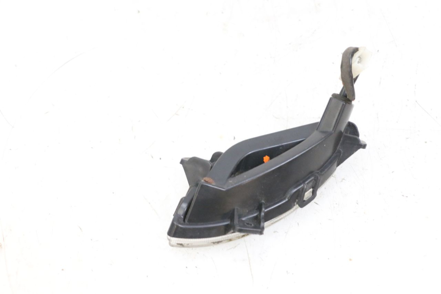 photo de CLIGNOTANT AVANT GAUCHE JM MOTORS OLDIES GT 4T 50 (2018 - 2025) - Détail de la pièce