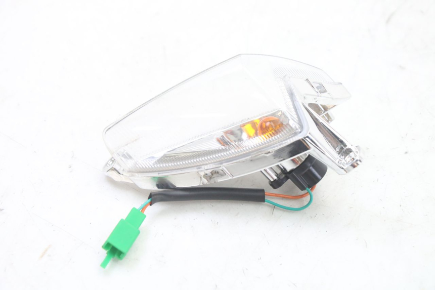 photo de CLIGNOTANT AVANT GAUCHE SYM ORBIT III 3 4T 50 (2021 - 2025)