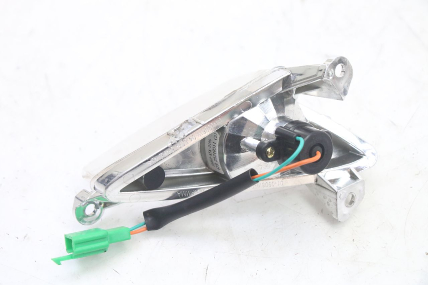 photo de CLIGNOTANT AVANT GAUCHE SYM ORBIT III 3 4T 50 (2021 - 2025)