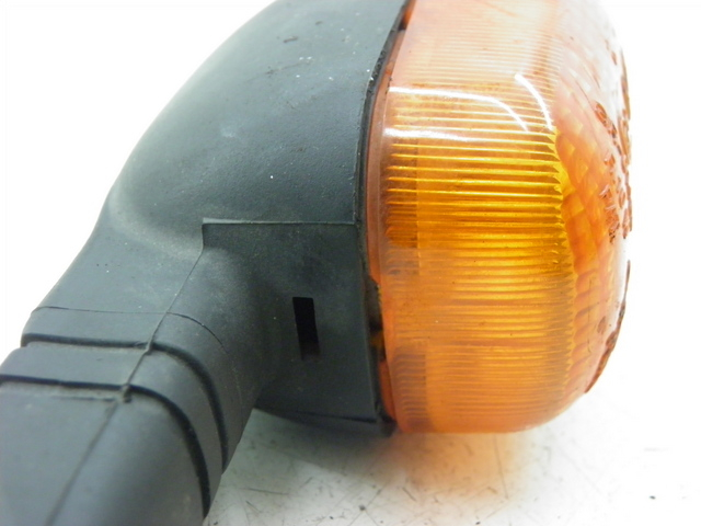 photo de CLIGNOTANT AVANT GAUCHE PEUGEOT LUDIX 50 (2008 - 2017)