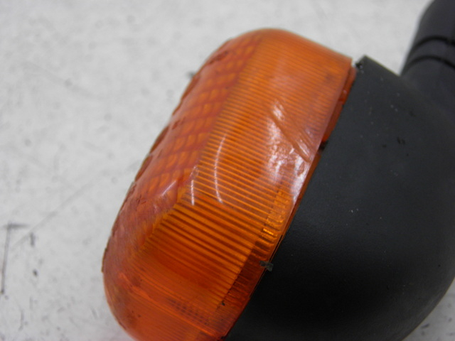 photo de CLIGNOTANT AVANT GAUCHE PEUGEOT LUDIX 50 (2008 - 2017)