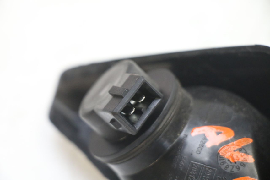 photo de CLIGNOTANT AVANT GAUCHE PIAGGIO NRG POWER PUREJET 50 (2018 - 2021)