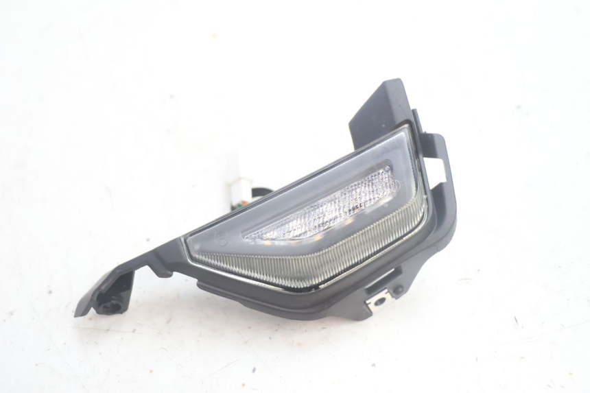 photo de CLIGNOTANT AVANT GAUCHE JM MOTORS R-MAX TECH 50 (2024 - 2026) - Vue principale