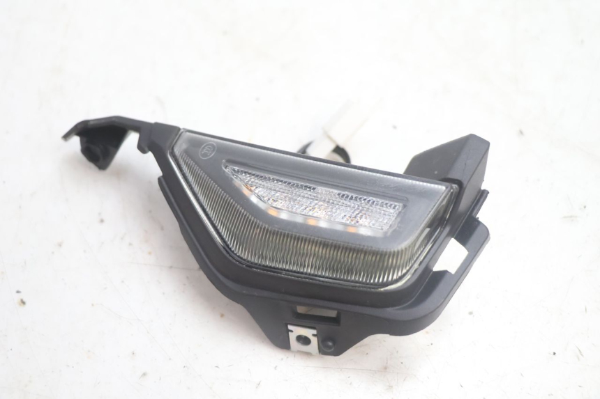 photo de CLIGNOTANT AVANT GAUCHE JM MOTORS R-MAX TECH 50 (2024 - 2026) - Détail de la pièce