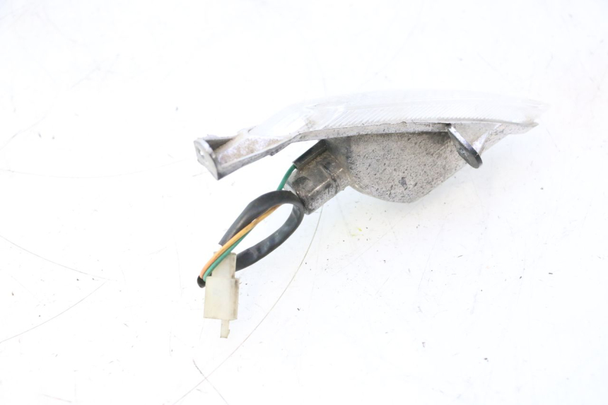 photo de CLIGNOTANT AVANT GAUCHE TNT MOTOR ROMA 10' 2T 50 (2011 - 2018) - Gros plan technique