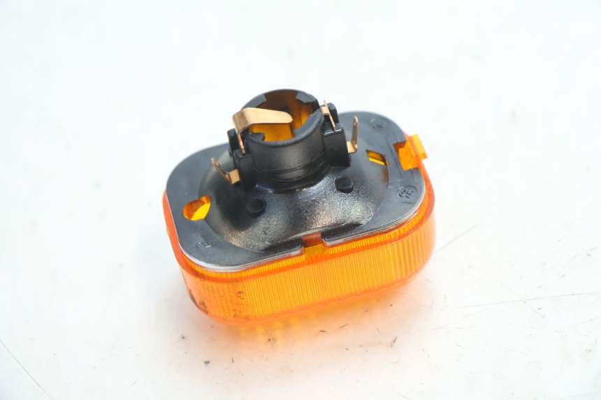 photo de CLIGNOTANT AVANT GAUCHE DUCATI SS IE DS CARENEE 1000 (2002 - 2006) - Points de fixation