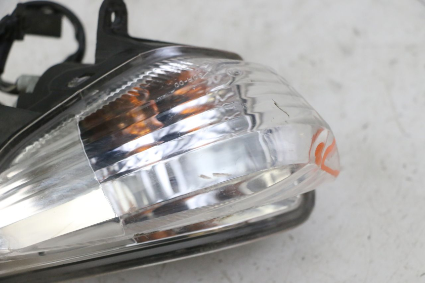 photo de CLIGNOTANT AVANT GAUCHE SUZUKI BURGMAN 125 (2015 - 2017)