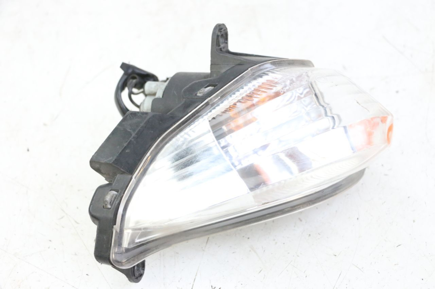 photo de CLIGNOTANT AVANT GAUCHE SUZUKI BURGMAN 125 (2015 - 2017)
