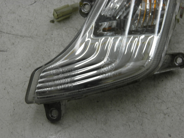 photo de CLIGNOTANT AVANT GAUCHE SYM FIDDLE 2 50 (2008 - 2013)