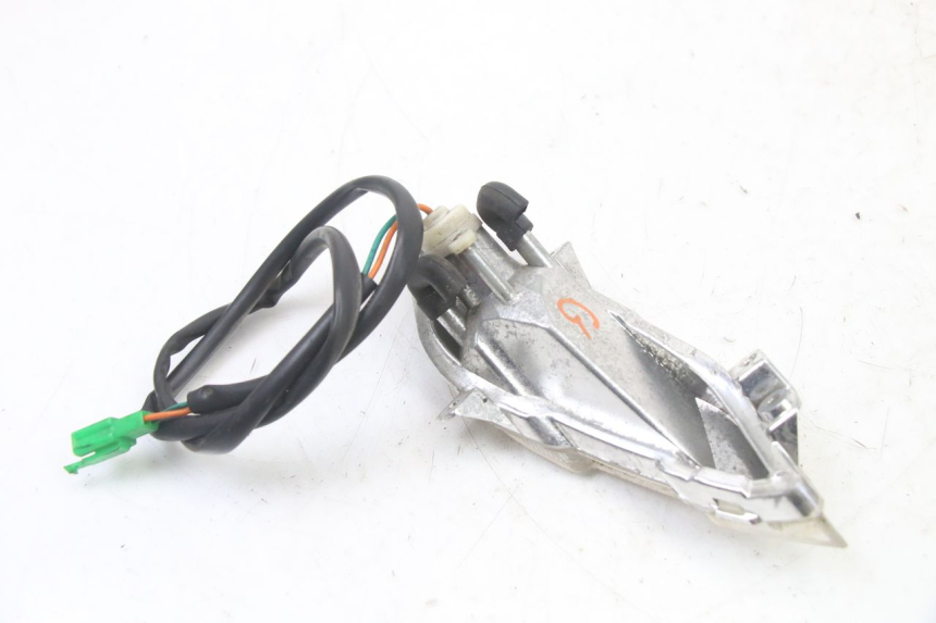 photo de CLIGNOTANT AVANT GAUCHE PEUGEOT TWEET PRO CARGO 50 (2018 - 2020)