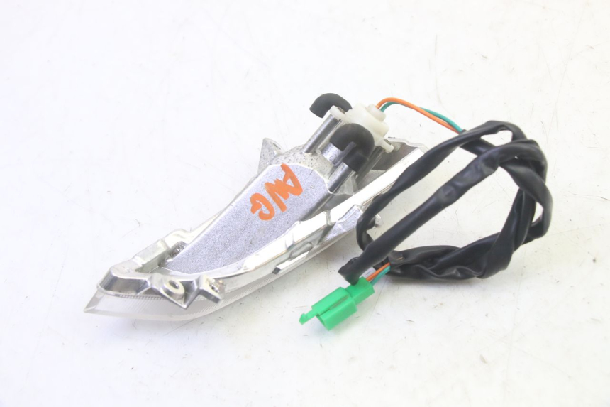 photo de CLIGNOTANT AVANT GAUCHE PEUGEOT TWEET PRO EFI 4T 50 (2021 - 2022)