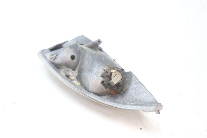 photo de CLIGNOTANT AVANT GAUCHE PEUGEOT VIVACITY 50 (1998 - 2003) - Points de fixation
