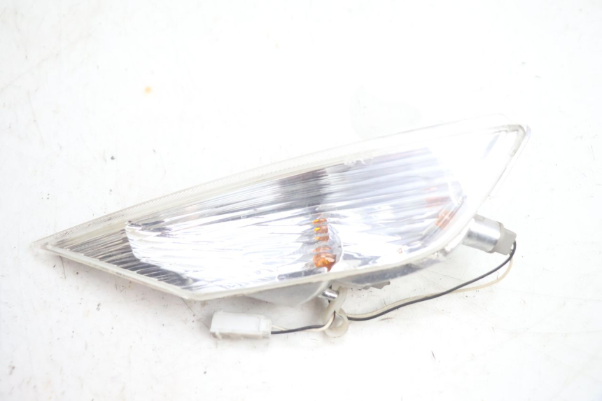 photo de CLIGNOTANT AVANT GAUCHE PIAGGIO X8 STREET 125 (2006 - 2007) - Vue principale