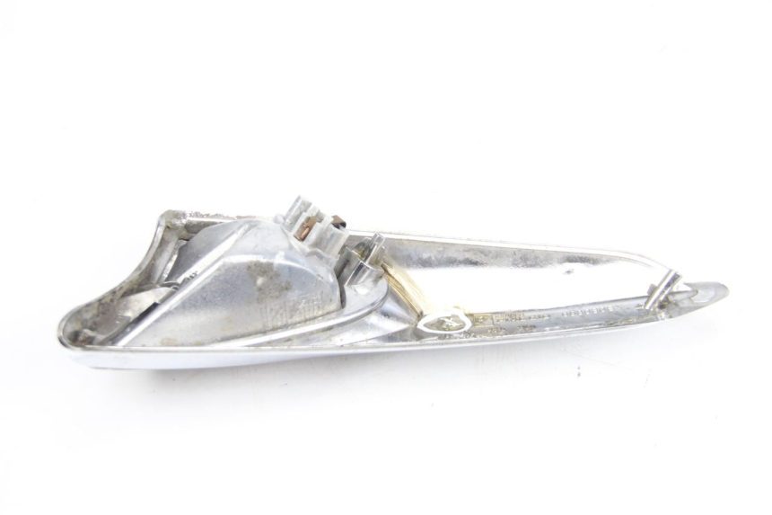 photo de CLIGNOTANT AVANT GAUCHE PIAGGIO XEVO - X EVO 125 (2007 - 2016)