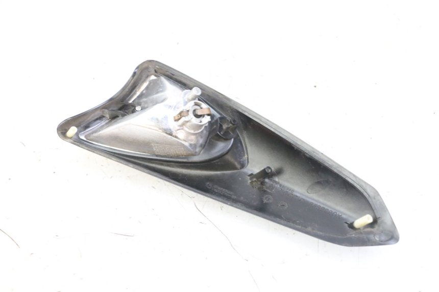 photo de CLIGNOTANT AVANT GAUCHE PIAGGIO XEVO - X EVO 125 (2007 - 2016)