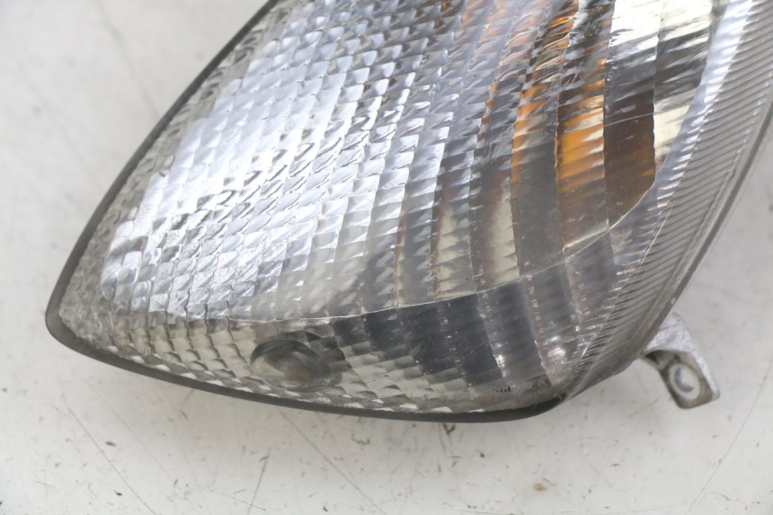 photo de CLIGNOTANT AVANT GAUCHE YAMAHA YP MAJESTY 125 (2007 - 2010)