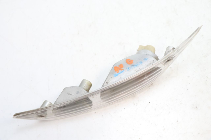 photo de CLIGNOTANT AVANT GAUCHE PIAGGIO ZIP 2T 50 (2009 - 2019) - Détail de la pièce