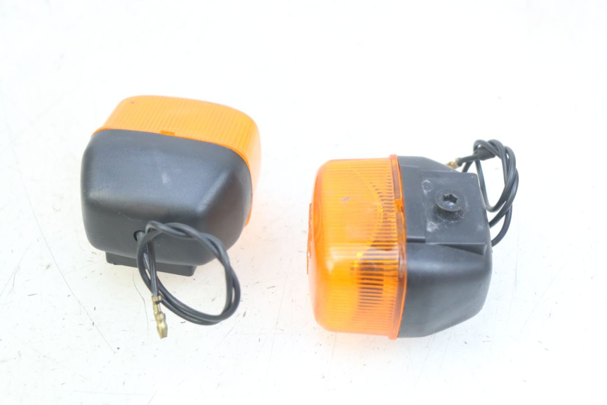 photo de CLIGNOTANT AVANT MBK BOOSTER SPIRIT 50 (1999 - 2003)