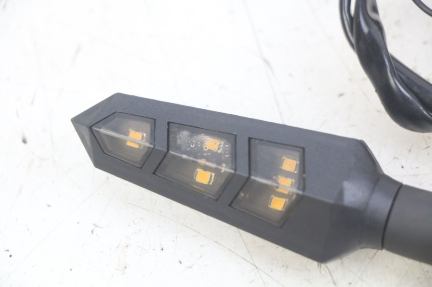 photo de CLIGNOTANT AVANT MOTRAC URBAN 4T 50 (2016 - 2024)