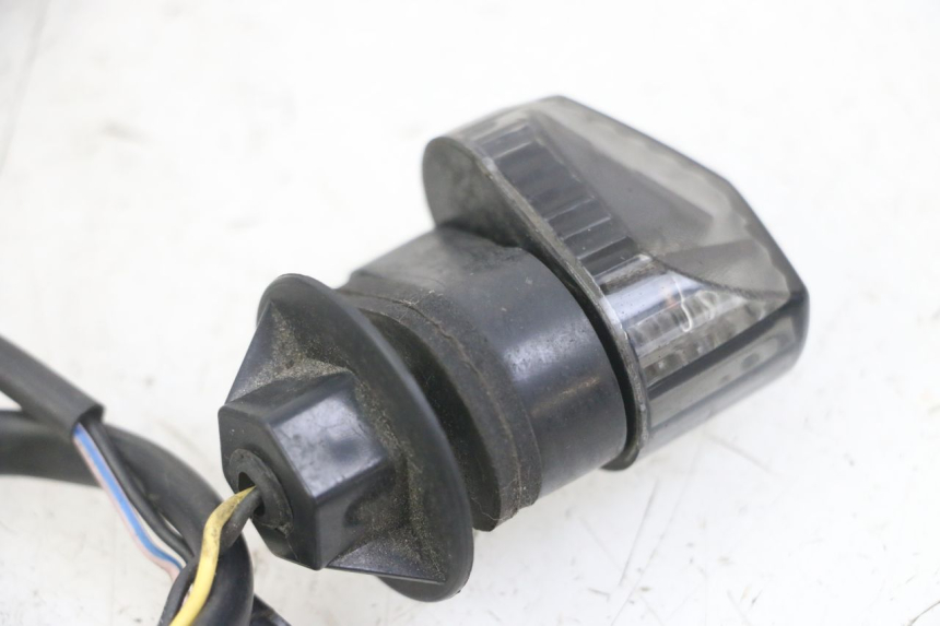 photo de CLIGNOTANT AVANT PIAGGIO MP3 LT 300 (2010 - 2016)