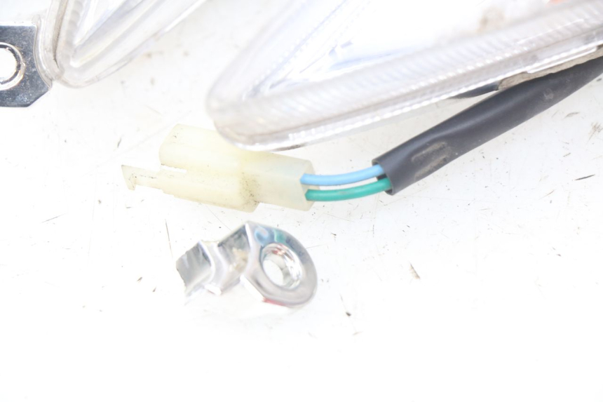 photo de CLIGNOTANT AVANT SYM ORBIT III 3 4T 50 (2018 - 2021)