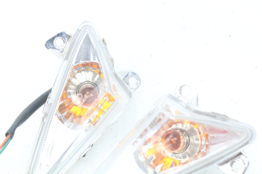 photo de CLIGNOTANT AVANT SYM ORBIT III 3 4T 50 (2018 - 2021)