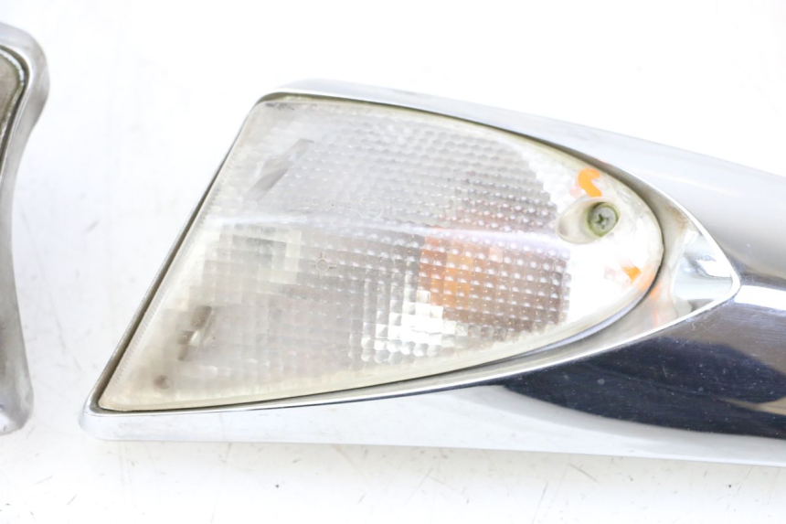 photo de CLIGNOTANT AVANT PIAGGIO XEVO - X EVO 125 (2007 - 2016)