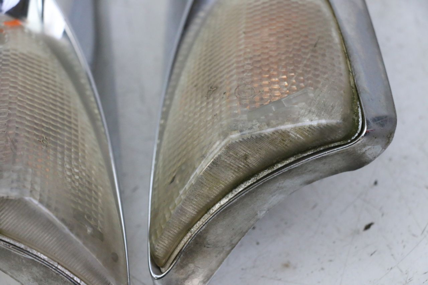 photo de CLIGNOTANT AVANT PIAGGIO XEVO - X EVO 125 (2007 - 2016)