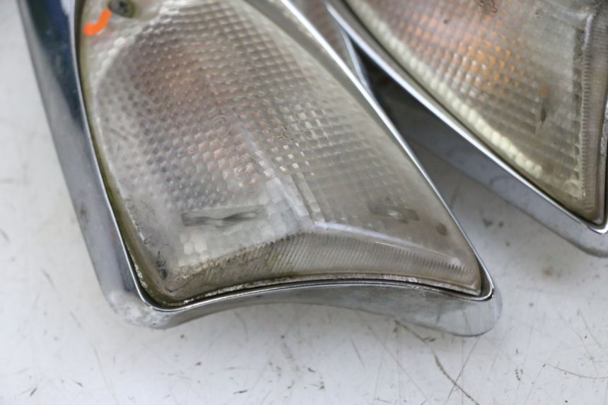 photo de CLIGNOTANT AVANT PIAGGIO XEVO - X EVO 125 (2007 - 2016)