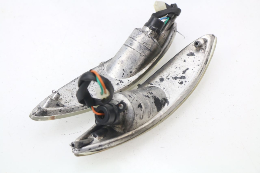 photo de CLIGNOTANT AVANT JM MOTORS SUNNY 50 (2017 - 2020) - Gros plan technique