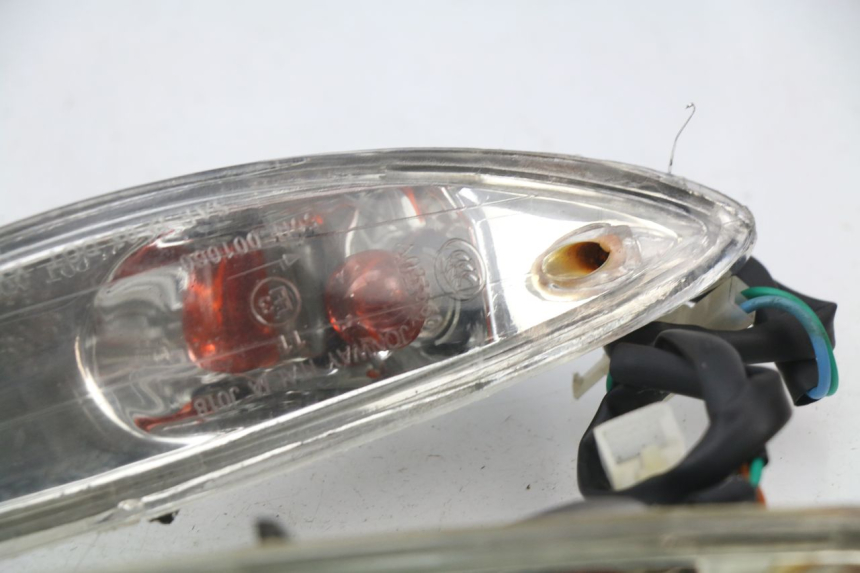 photo de CLIGNOTANT AVANT JM MOTORS SUNNY 50 (2017 - 2020) - Points de fixation