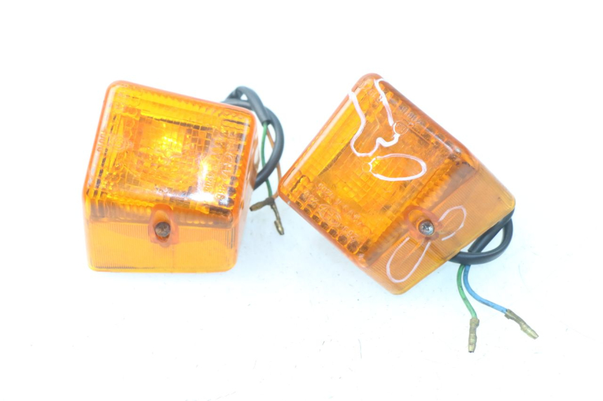 photo de CLIGNOTANT AVANT PEUGEOT SX 80 (1986 - 1995) - Vue produit