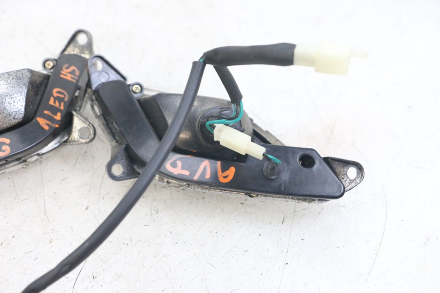 photo de CLIGNOTANT AVANT SYM FIDDLE 3 III 125 (2014 - 2020)