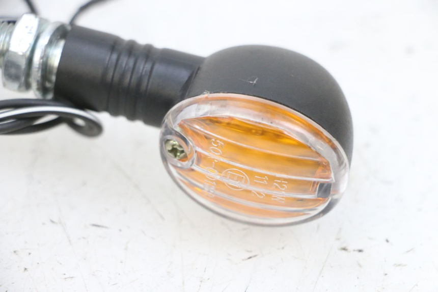 photo de CLIGNOTANT AVANT DAELIM VJ ROADWIN FI 125 (2008 - 2017) - Points de fixation