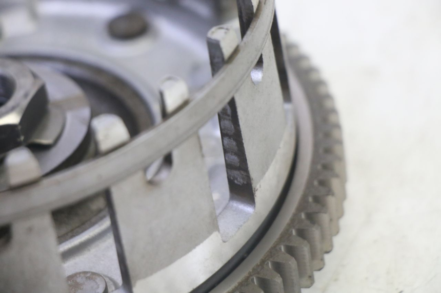 photo de CLOCHE EMBRAYAGE YAMAHA FZ6 N FAZER 600 (2004 - 2006)