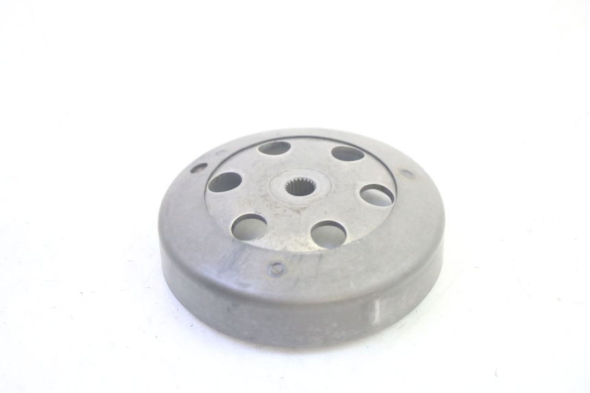 photo de CLOCHE EMBRAYAGE PEUGEOT KISBEE 4T 50 (2010 - 2017) - Détail de la pièce