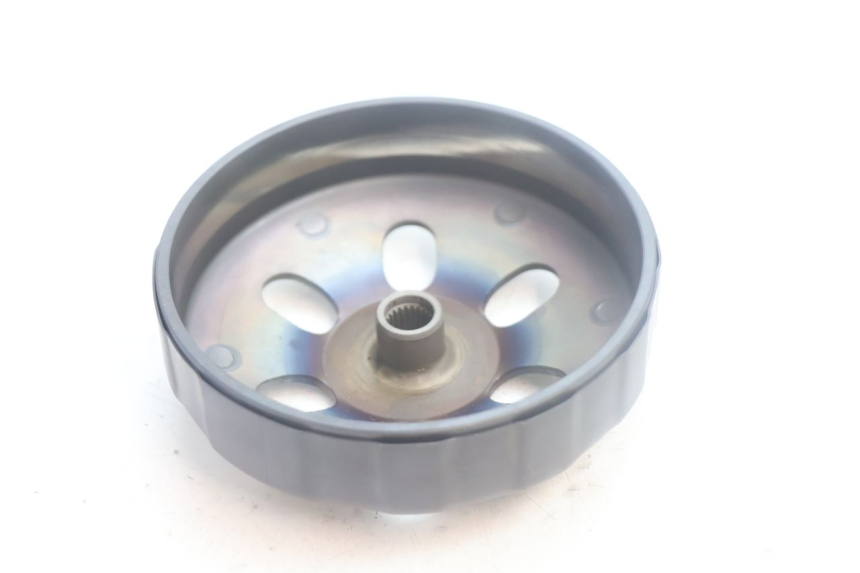 photo de CLOCHE EMBRAYAGE SYM MIO 50 (2005 - 2010) - Autre angle de vue