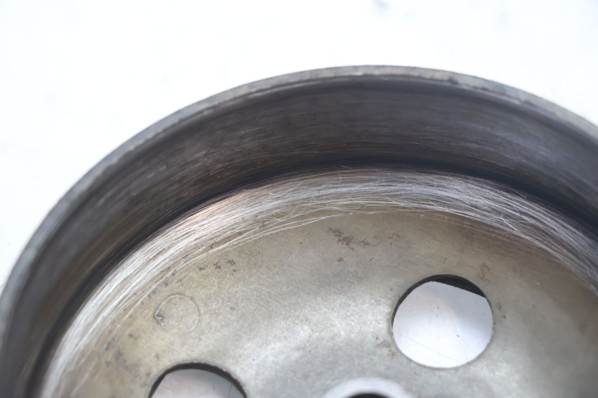 photo de CLOCHE EMBRAYAGE PEUGEOT SPEEDFIGHT 2 AC 50 (2000 - 2009) - Autre angle de vue