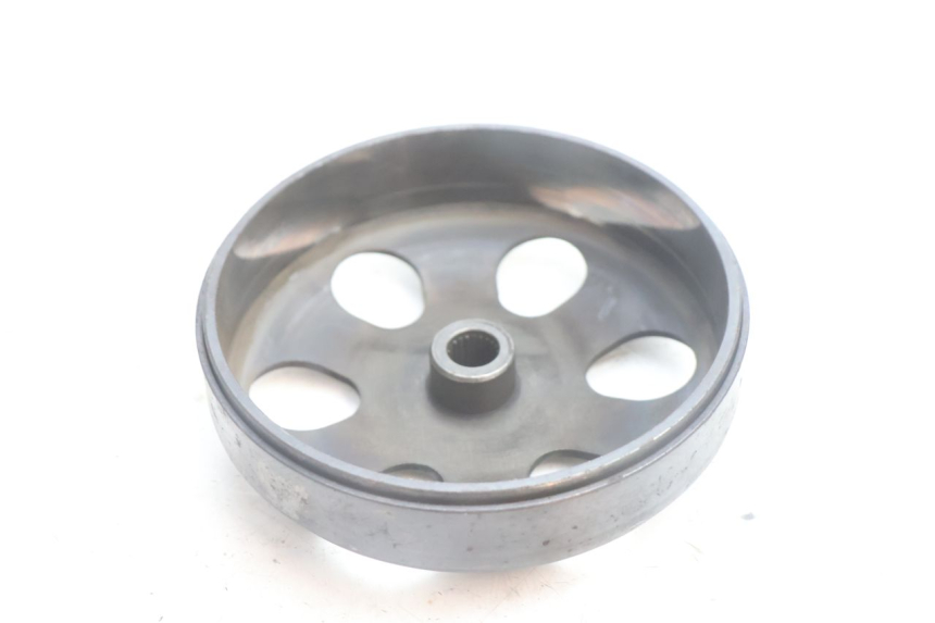 photo de CLOCHE EMBRAYAGE PEUGEOT VIVACITY 100 (1999 - 2008) - Autre angle de vue