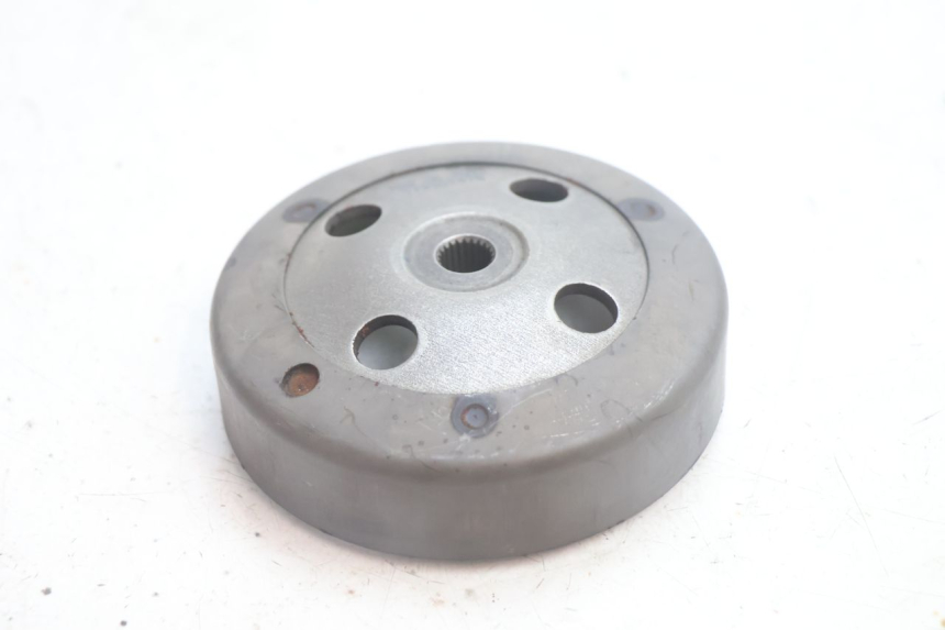 photo de CLOCHE EMBRAYAGE PIAGGIO ZIP IGET 4T 50 (2021 - 2023) - Détail de la pièce