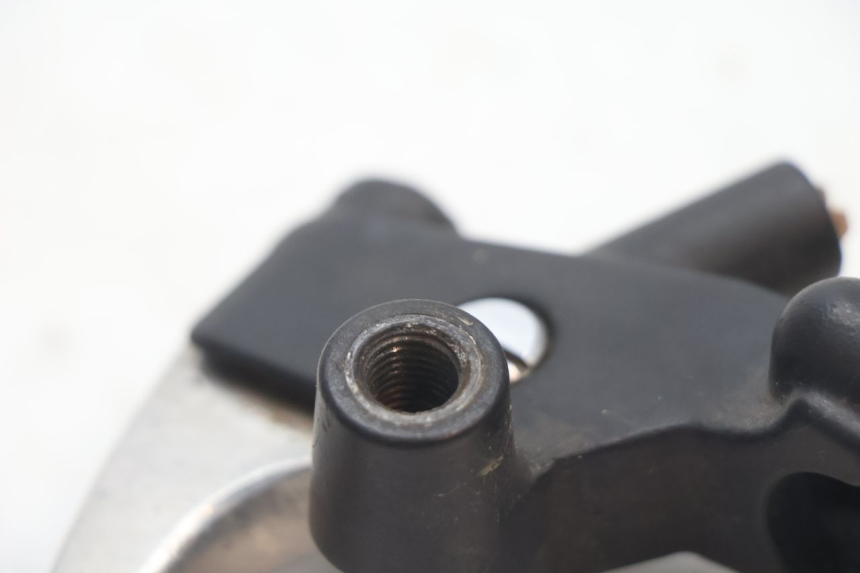 photo de COCOTTE EMBRAYAGE HONDA CB F HORNET 600 (2005 - 2006) - Gros plan technique