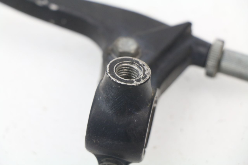 photo de COCOTTE EMBRAYAGE HONDA CG 125 (1996 - 1998) - Gros plan technique