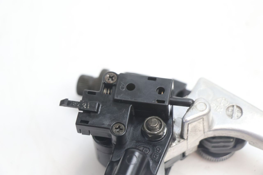 photo de COCOTTE EMBRAYAGE KAWASAKI ER-6 ER6 N 650 (2005 - 2009) - Points de fixation