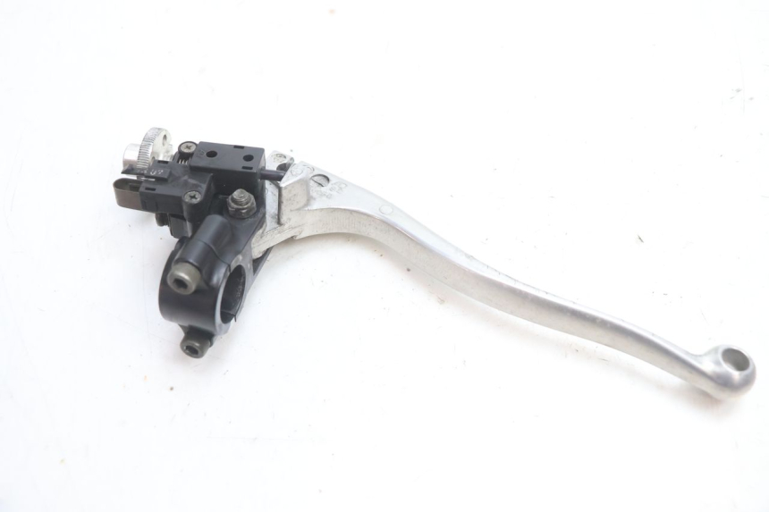 photo de COCOTTE EMBRAYAGE KAWASAKI ZX-6R ZX6R 600 (2000 - 2002) - Gros plan technique